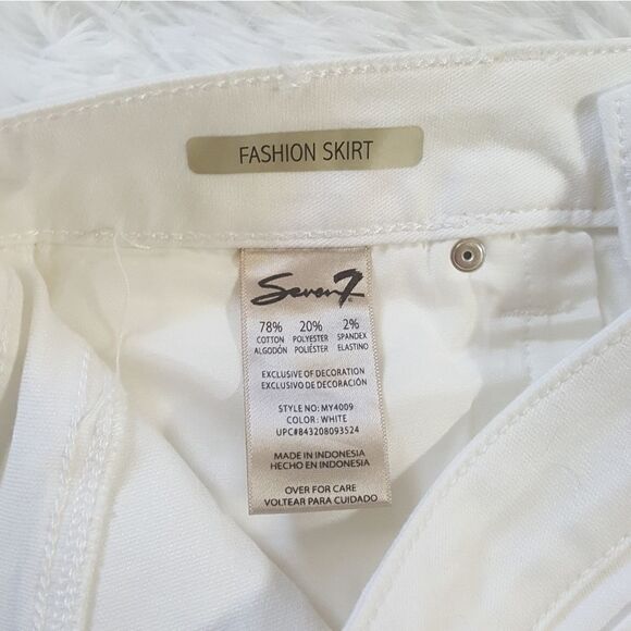 SEVEN7 White Floral Embroidered Skirt NWT Size 4 - Picture 2 of 10